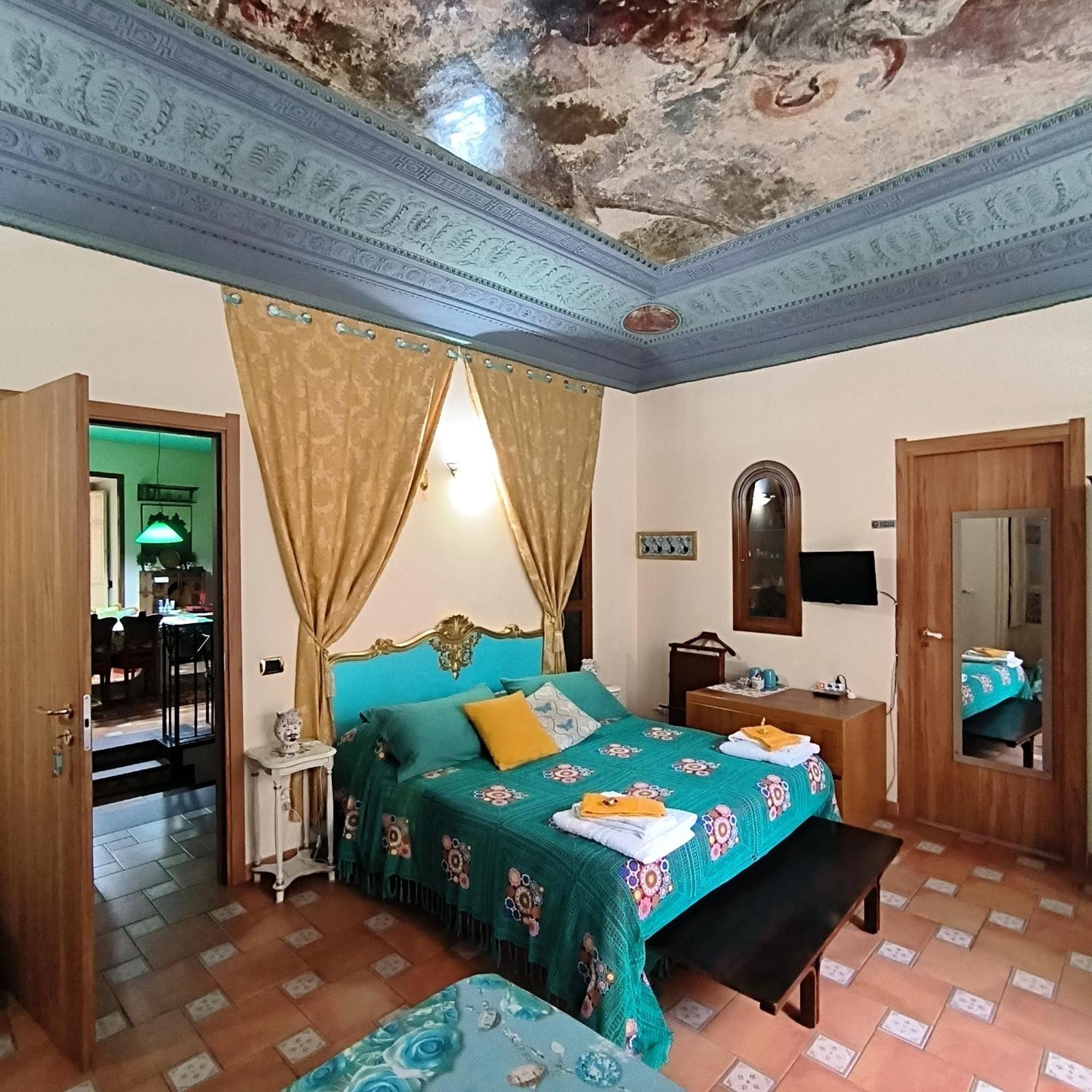 Vittorio Emanuele Rooms Di Prinzi Palermo Exterior foto